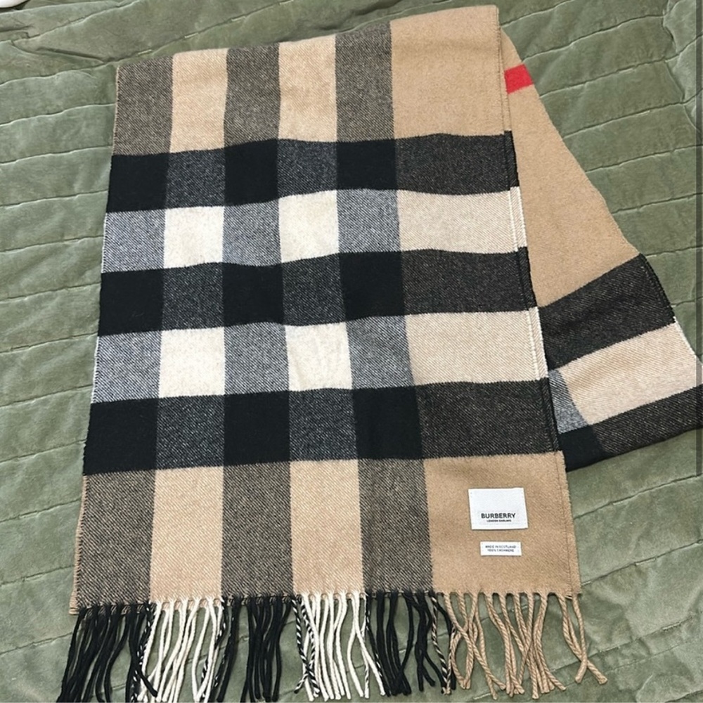 Burberry Cashmere Check Scarf